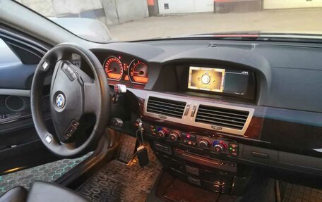 BMW 7 серия, 2003 год, 1 300 000 рублей, 18 фотография