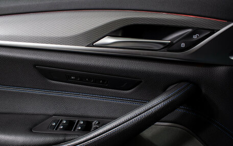 BMW 5 серия, 2020 год, 4 390 000 рублей, 16 фотография