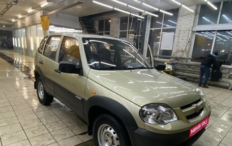 Chevrolet Niva I рестайлинг, 2010 год, 475 000 рублей, 1 фотография