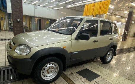 Chevrolet Niva I рестайлинг, 2010 год, 475 000 рублей, 2 фотография