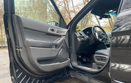 Ford Explorer VI, 2011 год, 1 450 000 рублей, 11 фотография