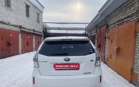 Toyota Prius Alpha I (ZVW40/41), 2011 год, 1 150 000 рублей, 4 фотография