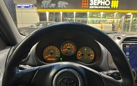 Toyota RAV4, 2002 год, 670 000 рублей, 9 фотография