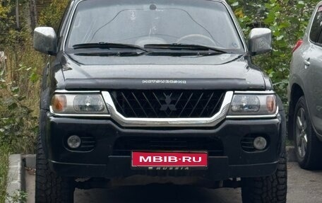 Mitsubishi Pajero Sport II рестайлинг, 2001 год, 750 000 рублей, 1 фотография