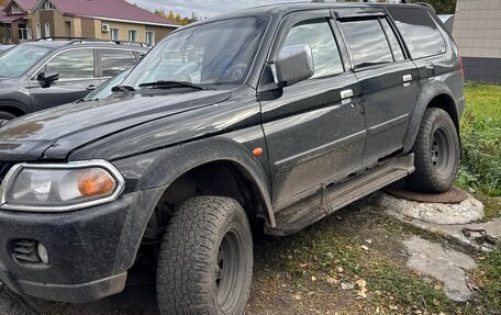 Mitsubishi Pajero Sport II рестайлинг, 2001 год, 750 000 рублей, 4 фотография