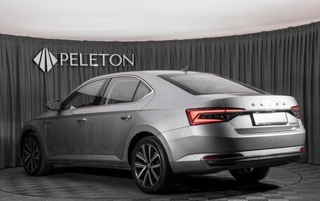 Skoda Superb III рестайлинг, 2025 год, 3 580 000 рублей, 4 фотография