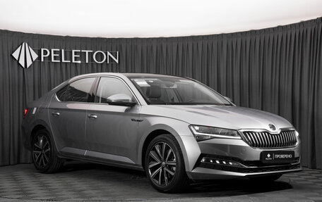 Skoda Superb III рестайлинг, 2025 год, 3 580 000 рублей, 2 фотография