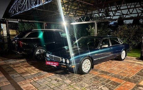 Daimler X308, 1997 год, 1 415 000 рублей, 7 фотография