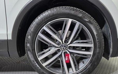 Volkswagen Tiguan II, 2021 год, 3 250 000 рублей, 5 фотография
