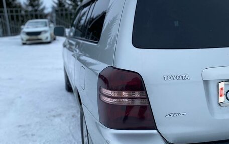 Toyota Highlander III, 2002 год, 980 000 рублей, 4 фотография