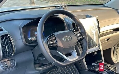 Hyundai ix35, 2022 год, 1 900 000 рублей, 2 фотография