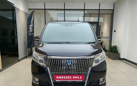 Toyota Esquire I, 2016 год, 2 150 000 рублей, 3 фотография