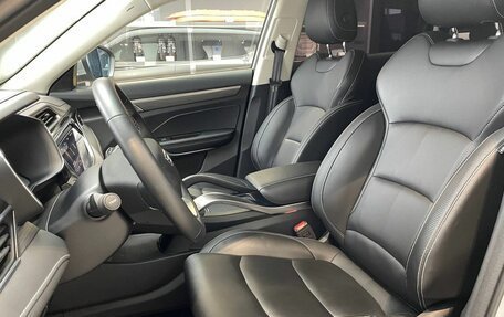 Geely Atlas, 2023 год, 2 200 000 рублей, 12 фотография