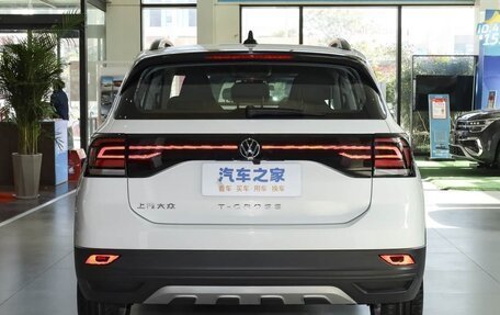 Volkswagen T-Cross I, 2025 год, 1 800 000 рублей, 4 фотография