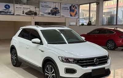 Volkswagen T-Roc I, 2021 год, 1 870 000 рублей, 1 фотография