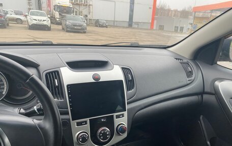 KIA Cerato III, 2011 год, 800 000 рублей, 10 фотография