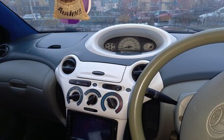 Toyota Vitz, 2000 год, 243 000 рублей, 2 фотография