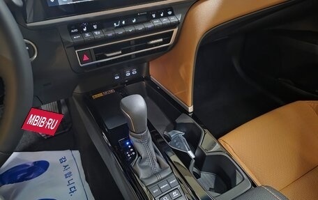 Toyota Camry, 2025 год, 5 969 000 рублей, 12 фотография