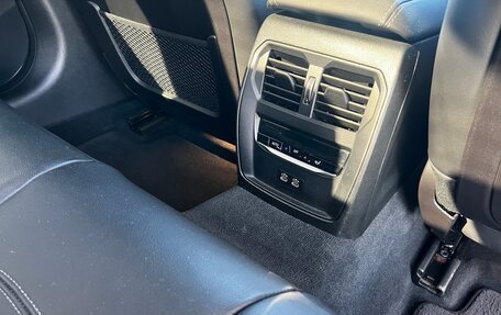 BMW 3 серия, 2021 год, 4 900 000 рублей, 23 фотография