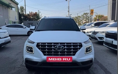 Hyundai Venue I, 2022 год, 1 590 000 рублей, 2 фотография