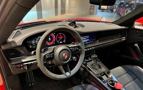 Porsche 911 GT3, 2025 год, 26 488 000 рублей, 6 фотография