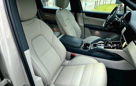 Porsche Cayenne III, 2022 год, 11 500 000 рублей, 20 фотография