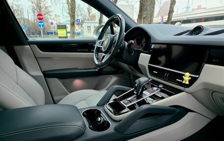 Porsche Cayenne III, 2022 год, 11 500 000 рублей, 21 фотография