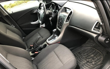 Opel Astra J, 2012 год, 650 000 рублей, 1 фотография