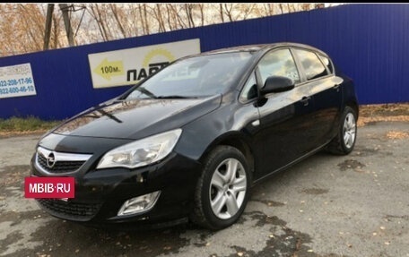 Opel Astra J, 2012 год, 650 000 рублей, 2 фотография