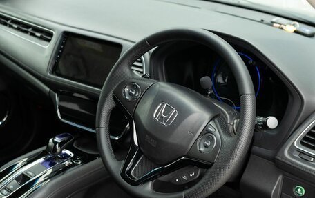Honda Vezel, 2013 год, 1 600 000 рублей, 11 фотография