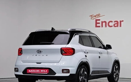 Hyundai Venue I, 2021 год, 1 750 000 рублей, 2 фотография