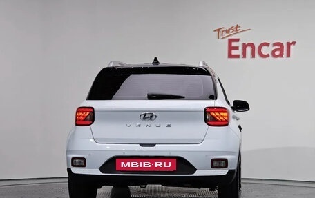 Hyundai Venue I, 2021 год, 1 750 000 рублей, 4 фотография