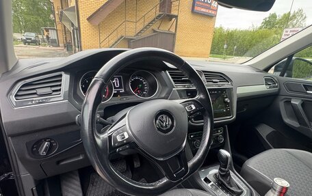 Volkswagen Tiguan II, 2019 год, 2 250 000 рублей, 4 фотография