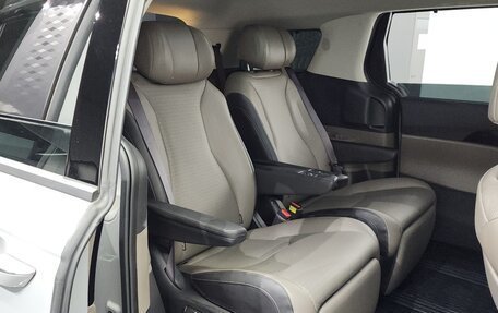 KIA Carnival, 2024 год, 6 605 000 рублей, 10 фотография