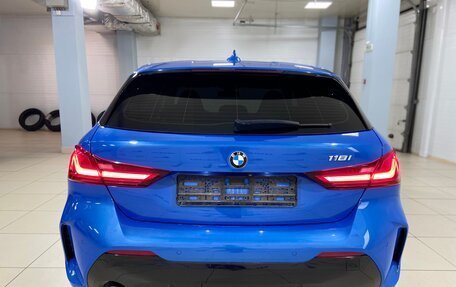 BMW 1 серия, 2020 год, 2 650 000 рублей, 8 фотография