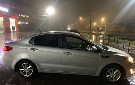 KIA Rio III рестайлинг, 2011 год, 550 000 рублей, 4 фотография
