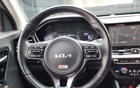 KIA Niro I, 2021 год, 1 500 325 рублей, 13 фотография