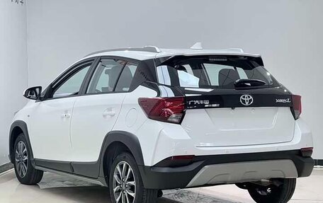 Toyota Yaris, 2022 год, 1 485 555 рублей, 10 фотография