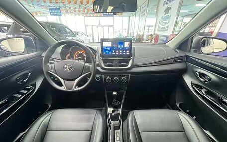 Toyota Yaris, 2022 год, 1 485 555 рублей, 8 фотография