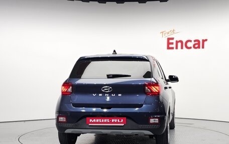 Hyundai Venue I, 2021 год, 1 630 000 рублей, 3 фотография