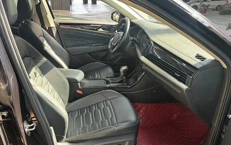 Volkswagen Passat B8 рестайлинг, 2021 год, 1 500 000 рублей, 2 фотография