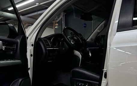 Toyota Land Cruiser 200, 2012 год, 4 400 000 рублей, 28 фотография