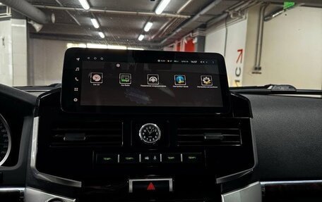 Toyota Land Cruiser 200, 2012 год, 4 400 000 рублей, 32 фотография