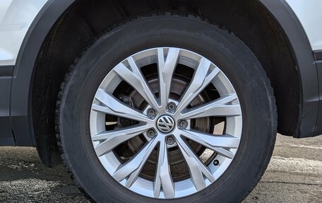 Volkswagen Tiguan II, 2020 год, 2 385 000 рублей, 4 фотография