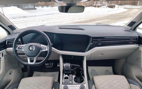 Volkswagen Touareg III, 2019 год, 5 050 000 рублей, 7 фотография