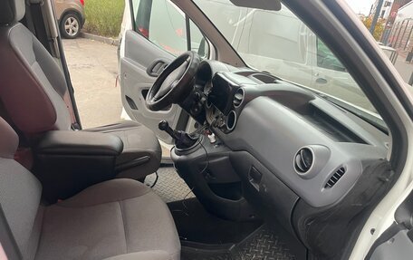 Peugeot Partner II рестайлинг 2, 2010 год, 360 000 рублей, 5 фотография