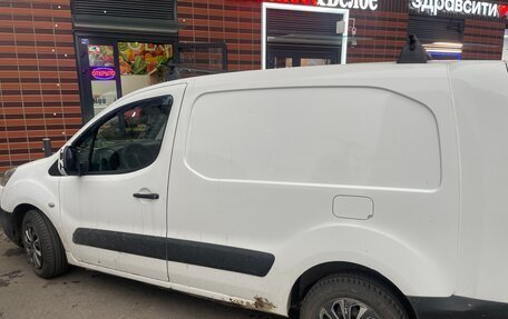 Peugeot Partner II рестайлинг 2, 2010 год, 360 000 рублей, 4 фотография