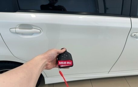 Toyota Wish II, 2012 год, 1 649 000 рублей, 27 фотография