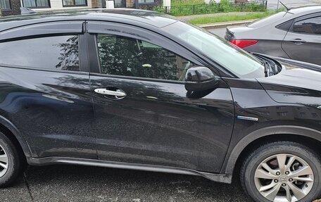 Honda Vezel, 2017 год, 1 720 000 рублей, 4 фотография