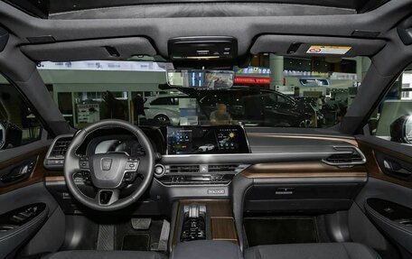 Toyota Crown, 2025 год, 8 600 000 рублей, 9 фотография